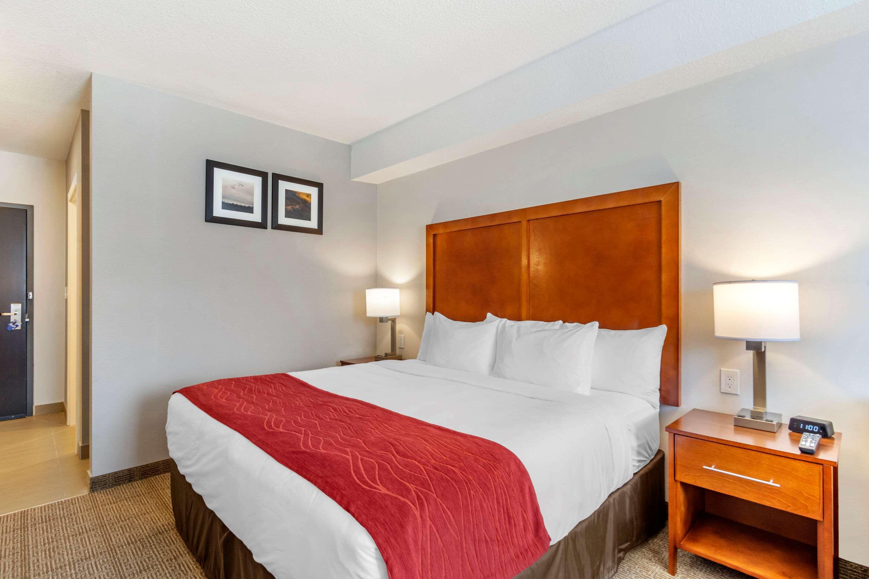 Comfort Inn & Suites Valemount Extérieur photo