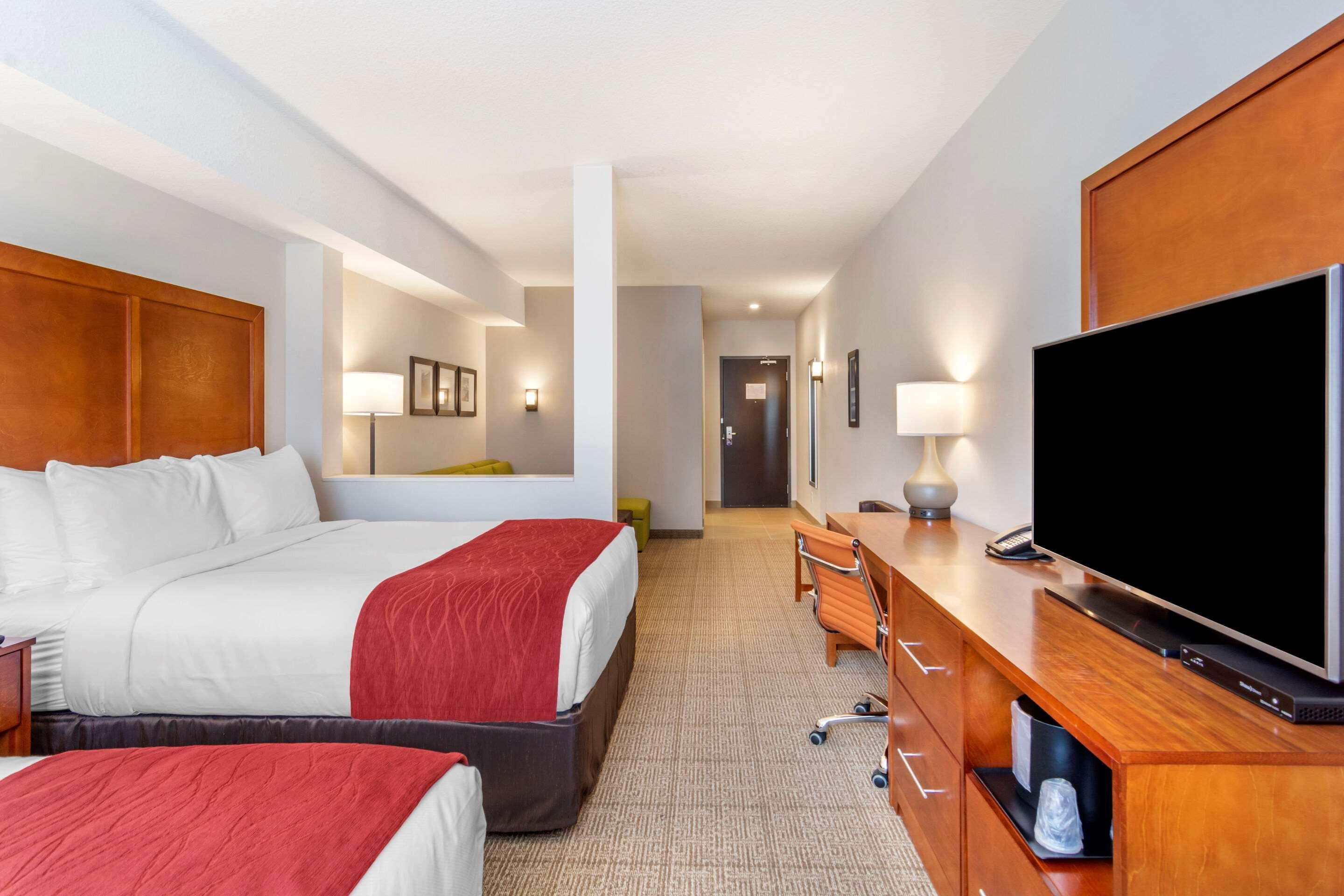 Comfort Inn & Suites Valemount Extérieur photo